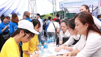 Tăng tổ hợp xét tuyển, giảm phương thức tuyển sinh năm 2025
