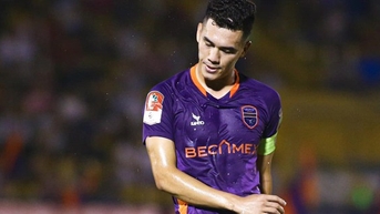 Từ chối “dải ngân hà” V-League, chân sút số 1 tuyển Việt Nam ra quyết định ngỡ ngàng