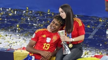 Thần đồng Yamal công khai bạn gái sau chức vô địch Euro 2024