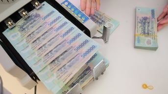 Có hơn 200 tỉ tiền mặt, một doanh nghiệp vừa ‘chốt’ cho một cá nhân vay 550 tỉ đồng