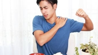 Mắc triệu chứng giống cúm, chàng trai bàng hoàng khi biết đó là ung thư máu
