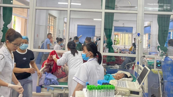 Bộ Y tế yêu cầu nhiều bệnh viện sẵn sàng chi viện hỗ trợ các địa phương bị ảnh hưởng bão lũ