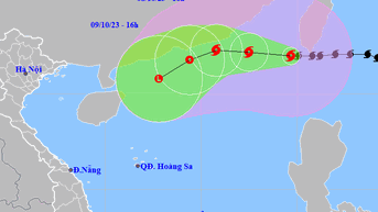 Bão cấp 12 vào Biển Đông