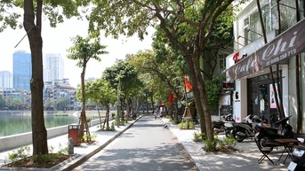Tuyến phố đi bộ gần 30 tỷ đồng tại Hà Nội vắng hoe sau hơn một tuần mở cửa