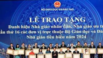 Gần 1.200 nhà giáo được phong tặng danh hiệu Nhà giáo nhân dân, Nhà giáo ưu tú năm 2024