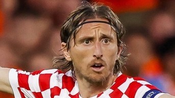 Modric lần thứ 3 từ chối lời mời ‘khủng’ 200 triệu euro từ Ả Rập Xê Út