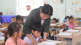 Quảng Nam sẽ hỗ trợ 100 triệu đồng/người cho giáo viên lên vùng cao công tác