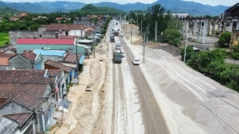គ្រួសារជាច្រើនបានទទួលប្រាក់ឧបត្ថម្ភ។