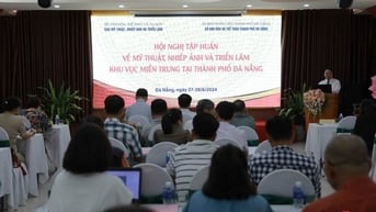 Tập huấn công tác quản lý nhà nước về mỹ thuật, nhiếp ảnh và triển lãm tại miền Trung
