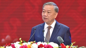 Xây dựng đội ngũ nhà giáo, cán bộ quản lý giáo dục có đức, có tài