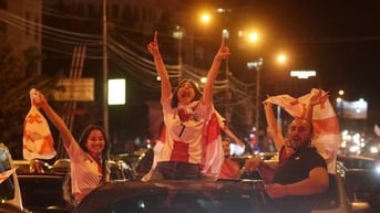 Hàng triệu người Georgia 'bão đêm' sau trận thắng Bồ Đào Nha