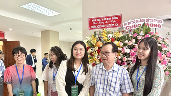 Những người trẻ theo đuổi văn chương