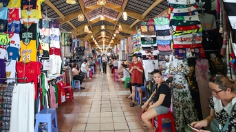 Đằng sau món hàng Việt là công sức của người thân, bạn bè, vì sao lại quay lưng?