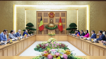 Thủ tướng Chính phủ hội kiến Chủ tịch Thượng viện Bỉ