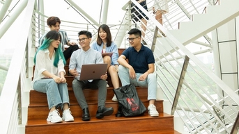 សាកលវិទ្យាល័យដែលមានគុណភាពខ្ពស់សហការជាមួយវិទ្យាល័យ៖ អត្ថប្រយោជន៍ 'ពហុស្រទាប់'