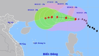 Bão Koinu vẫn giật cấp 17, ít khả năng ảnh hưởng tới đất liền nước ta