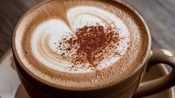 Bác sĩ chỉ ra cách uống cà phê an toàn cho người bệnh tim, tiểu đường