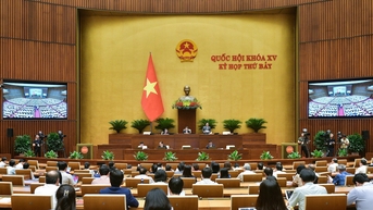 រដ្ឋសភា​បាន​ពិភាក្សា​លើ​សេចក្តីព្រាងច្បាប់​ស្តីពី​រាជធានី​ភ្នំពេញ។