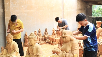 បន្ទប់ធំសម្រាប់ហាណូយអភិវឌ្ឍផលិតផល OCOP ពីភូមិសិប្បកម្ម