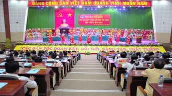Bộ trưởng, Chủ nhiệm Ủy ban Dân tộc Hầu A Lềnh dự Đại hội Đại biểu các DTTS tỉnh Trà Vinh lần thứ IV, năm 2024