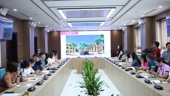 Đoàn nhà báo Hà Nội, tỉnh Điện Biên, Lai Châu làm việc với quận Tây Hồ