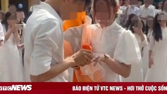 Nữ sinh cấp 3 được bạn trai tặng hoa, trao nhẫn giữa sân trường gây tranh cãi