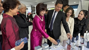 과학, 기술, 혁신을 적용한 제품 전시