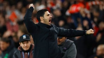 Arteta: 'Mừng chiến thắng không ảnh hưởng tới đua vô địch'