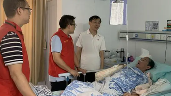 Sau 3 tháng ở viện dưỡng lão, ông tôi được đón trở lại nhà, tôi nhận ra một thứ còn trân quý hơn cả tiền tài vật chất lúc về già