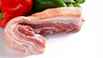 Việt Nam tăng mạnh nhập khẩu thịt lợn từ Nga, chuẩn bị nhập thịt bò Belarus