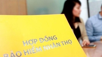 Một năm khó khăn, doanh thu phí bảo hiểm sụt giảm 4,43%