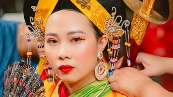 ចំណាយរាប់ពាន់លានលើសំលៀកបំពាក់ដែលផលិតតាមតម្រូវការ - នៅពេលដែលសាសនា និងម៉ូដបញ្ចូលគ្នាជាមួយគ្នា