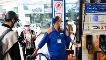 Bản tin kinh tế 19/1: Doanh nghiệp xăng dầu nợ &amp;amp;apos;khủng&amp;amp;apos;; quản lý thị trường vàng