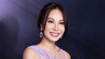 Ca sĩ Uyên Linh: Tôi sống ít tiêu xài, quần áo toàn đi mượn