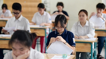 78% bạn đọc đồng ý thi tuyển sinh lớp 10 gồm 3 môn toán, văn và tiếng Anh, vì sao?