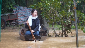 ឈឺចាប់នៅតំបន់ទឹកជំនន់៖ រង់ចាំទឹកស្រកមកនិយាយលាអ្នកស្លាប់ កុមារជាច្រើនក្លាយជាក្មេងកំព្រា