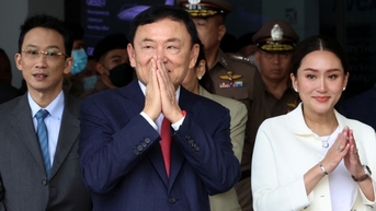 Cựu Thủ tướng Thái Lan Thaksin trở về sau 17 năm sống lưu vong