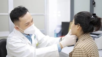 Chăm da, chống nắng đều đặn sao vẫn nám da, đồi mồi?