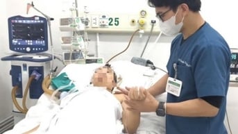 Từ mũi tiêm giảm đau, người phụ nữ bị liệt toàn thân