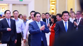 Thủ tướng: Xây dựng và phát triển quốc gia thương mại tự do
