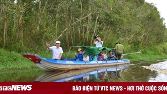 អភិវឌ្ឍន៍ទេសចរណ៍បៃតង និងនិរន្តរភាពនៅ Ca Mau