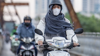 Miền Bắc đón rét đậm, miền Trung mưa lớn kéo dài