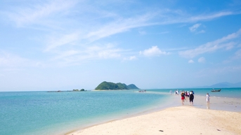 Con đường tuyệt đẹp giữa biển ở Quy Nhơn