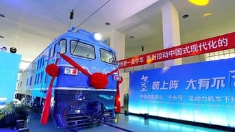 Trung Quốc chế tạo đầu máy tàu hydro 'mạnh nhất thế giới'