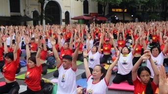 Không khí Ngày quốc tế Yoga 2023 trên khắp Việt Nam