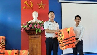 Tăng cường tuyên truyền an toàn đường thủy trực quan, hiệu quả