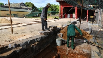 Bên trong điện Cần Chánh đang được khai quật để phục dựng ở Huế