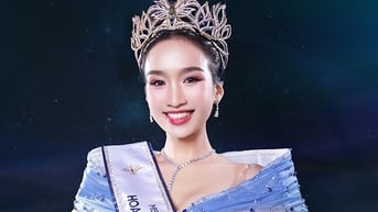 Người đẹp Dương Trà Giang là Hoa hậu Sinh viên Việt Nam, nhận giải thưởng trị giá hơn 11 tỉ đồng