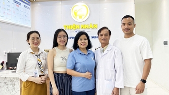 Đông đảo Việt kiều về nước khám sức khỏe toàn diện, phát hiện bệnh sớm