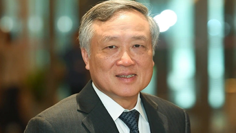 신임 부총리 응우옌 호아 빈의 경력